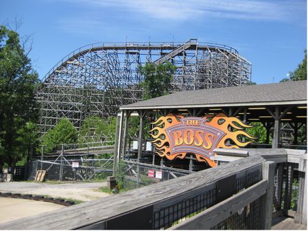 Six Flags St. Louis photo, from ThemeParkInsider.com